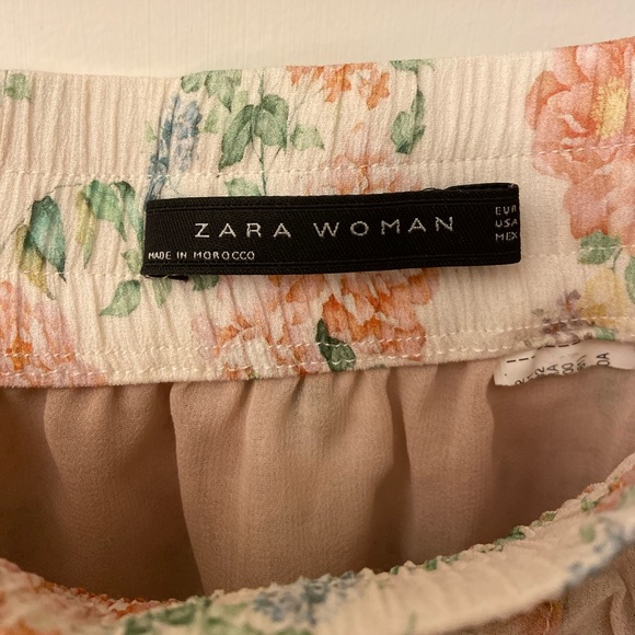 Zara Floral Mini Skirt - Picture 3 of 5